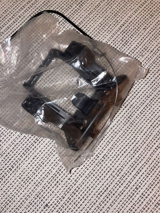 Koszyk czarny Rowerowy JET z rączką i mocowaniem 34 x 25 cm