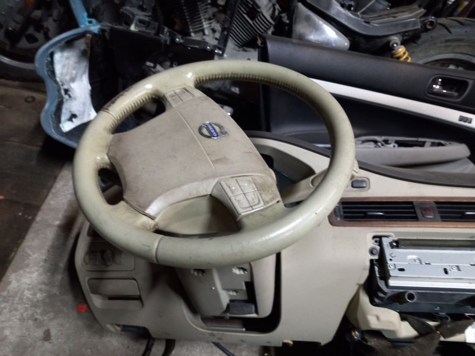 Airbag подушка безопасности руль Volvo s60, v70, xc70, S80, xc90