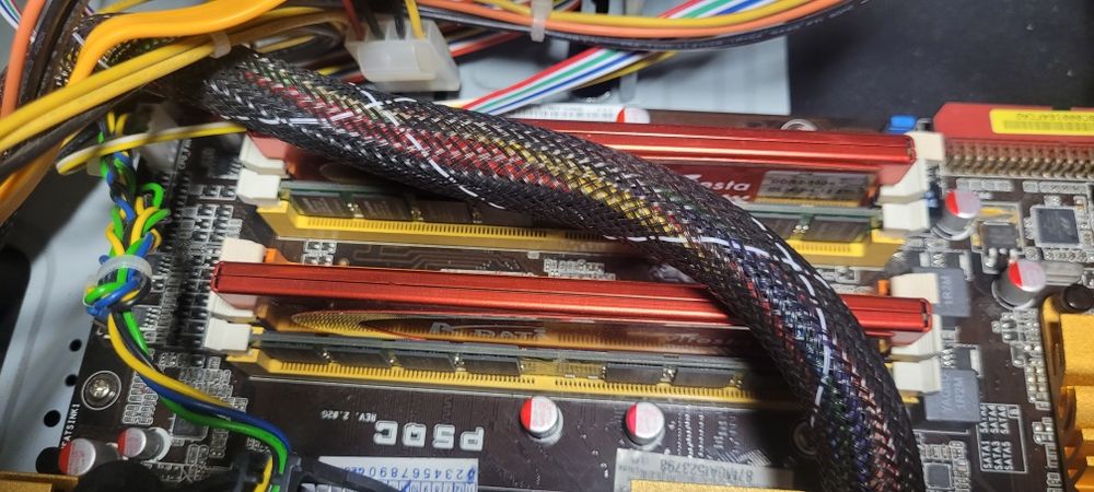 Komputer Retro ASUS P5QC, 8GB Ram, GeForce GT 730