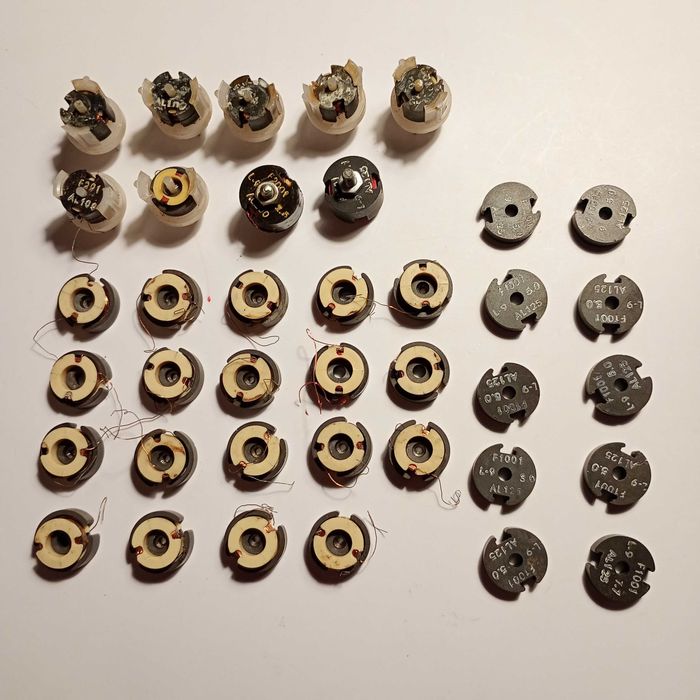 Rdzeń ferrytowy kubkowy