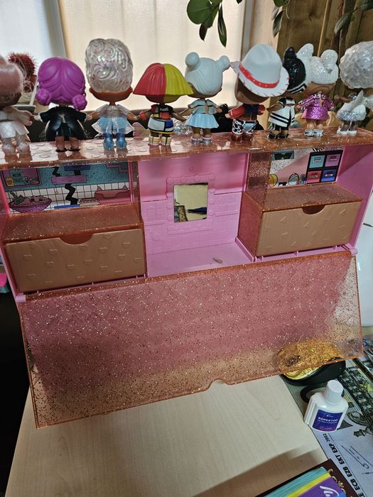 ‼️Продам ляльки  LOl  є 20штук ОРИГІНАЛЬНІ   і є будиночок подіумо