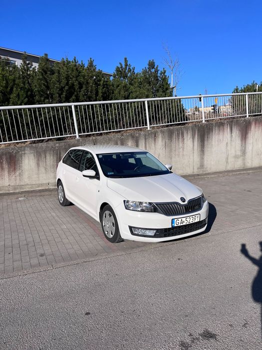 Skoda RAPID 1.2 TSI dwa komplety opon