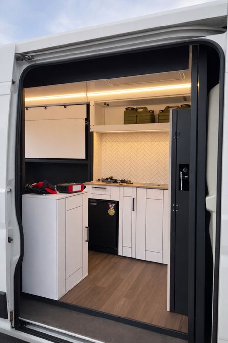 Zabudowa kampera • VANBOX • Ducato  Boxer Jumper Sprinter  Master