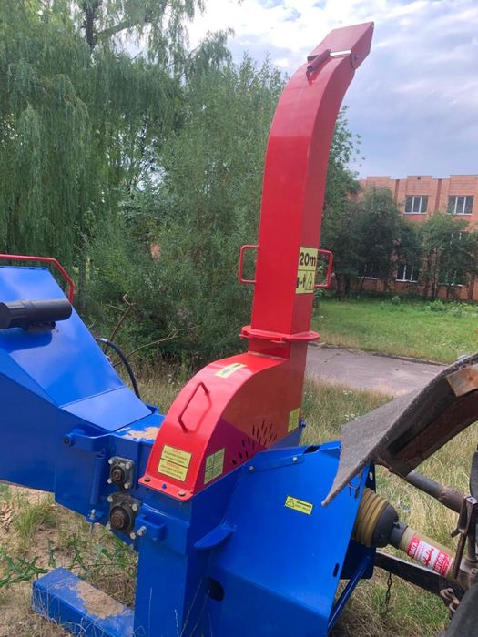 Подрібнювач деревини PL160