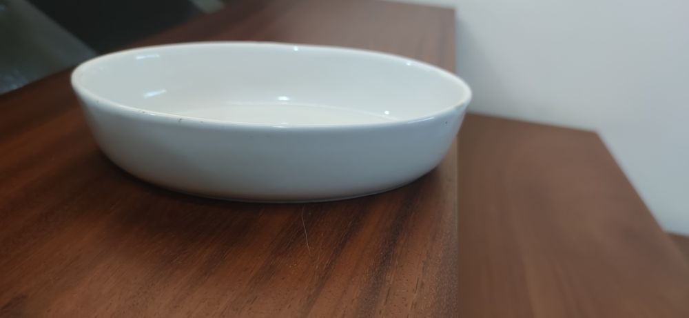 Assadeiras em porcelana novas