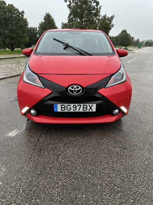 Toyta Aygo 1.0  X-Play Ac