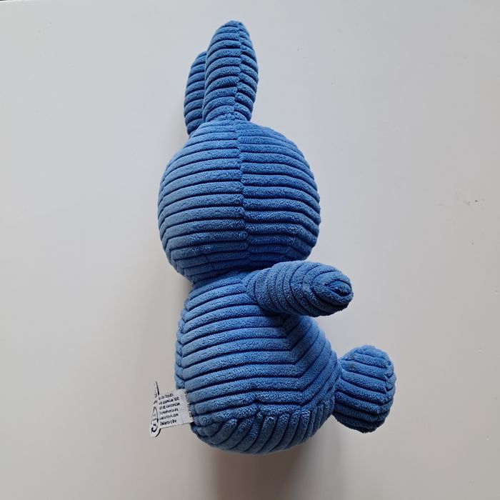 Miffy królik 23 cm kobalt