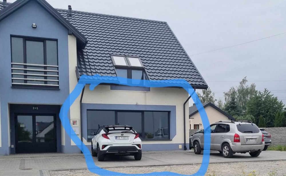 Lokal handlowo usługowy przy ulicy Myśliwskiej
