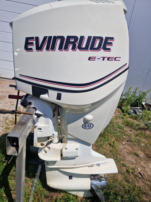 Evinrude 150  e-tec silnik zaburtowy