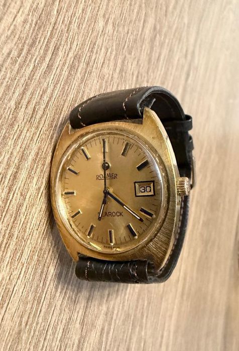 Вінтажний Roamer з позолотою годинник