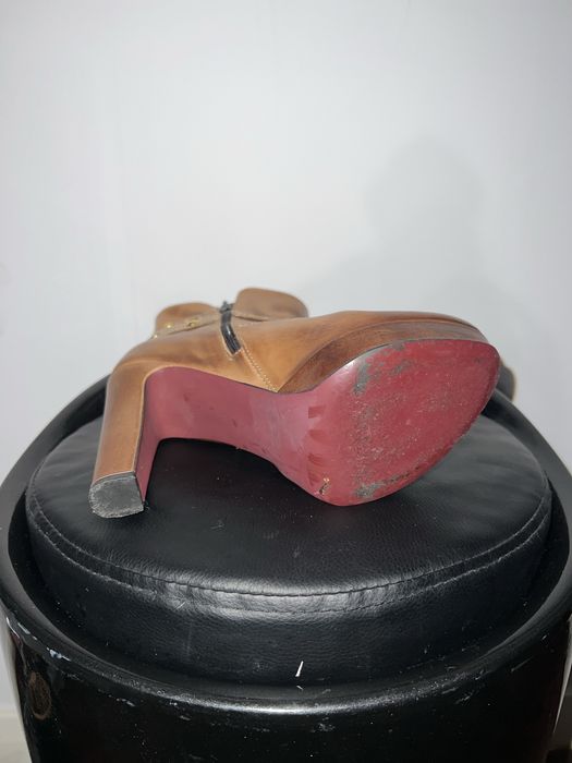 Botas de pele genuína