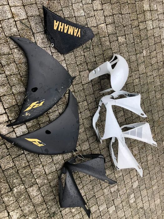 Yamaha Fazer 1000 R1  Rn22  Rn19 czasza czacha osłona bok  Fz1