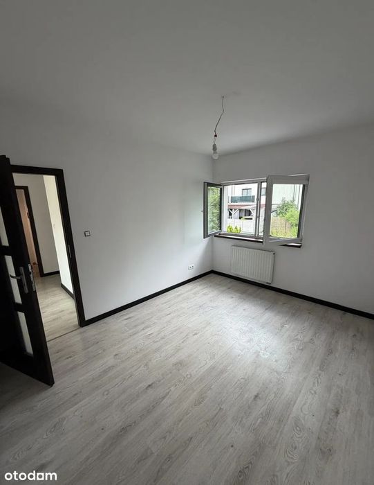 Bezczynszowy apartament w szeregowcu – komfort domu, wygoda mieszkania
