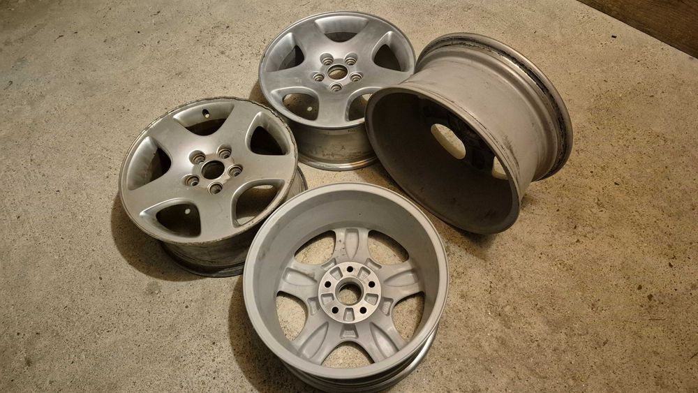 Jantes Originais SPORT AUDI 16" -5x112-ET45-7Jx16"- ref: 8D0.601025C