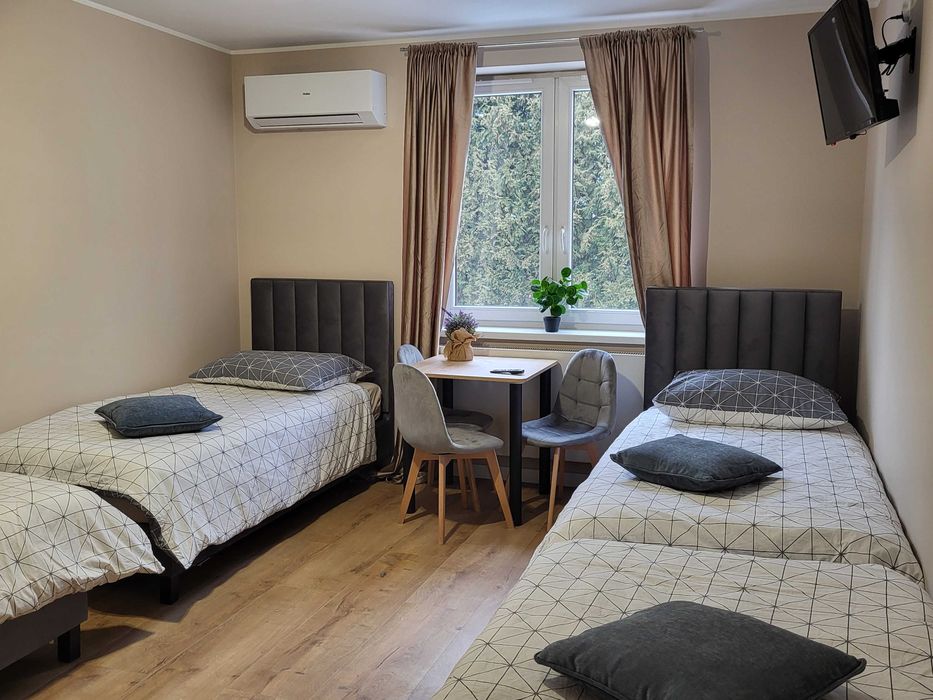 Pokoje z prywatnymi Łazienkami Parking