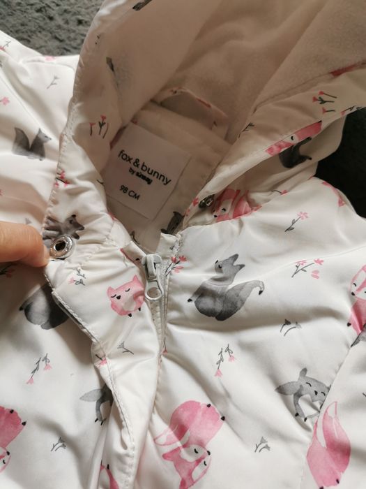 Kurtka jesienna puchowa z kapturem na polarze lisek sowa r. 98