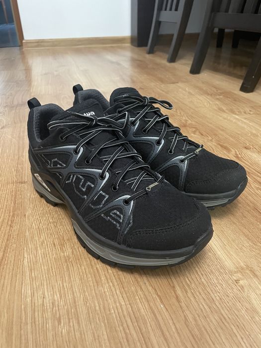 Buty trekkingowe Lowa