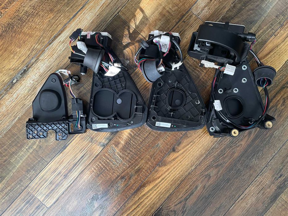 Лючок дверка порта зарядки Tesla Model 3 Y S X Plaid Америка Европа