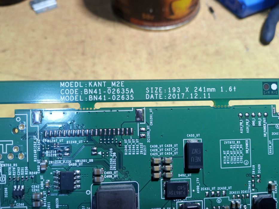 шасси BN41-02635ABN94-12798L .
  от  Samsung UE49NU7102