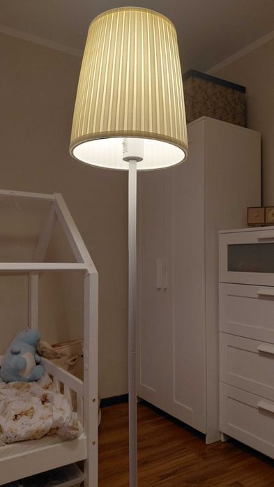 Lampa stojaca ikea