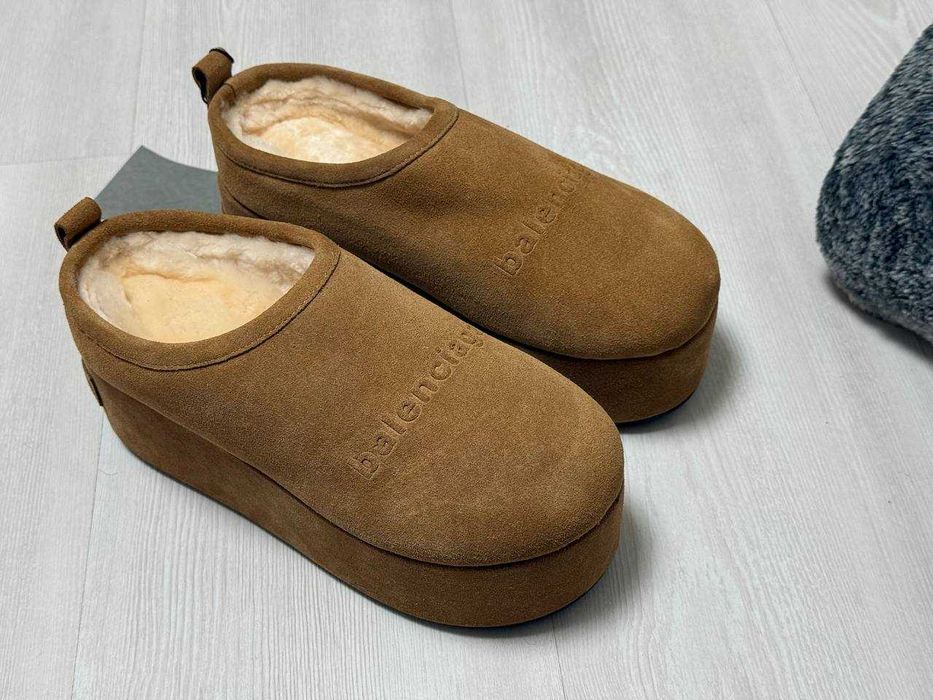 UGG Balenciaga Alaska Soft Platform – верблюжий колір