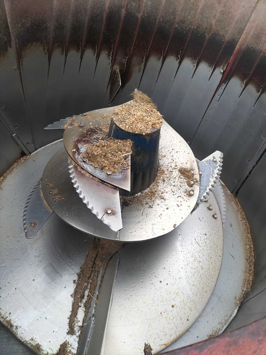 Kuhn euromix 870, 8m3 paszowóz