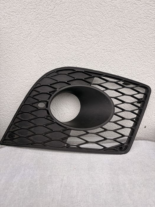Grelha e farol nevoeiro seat leon 1p Fr