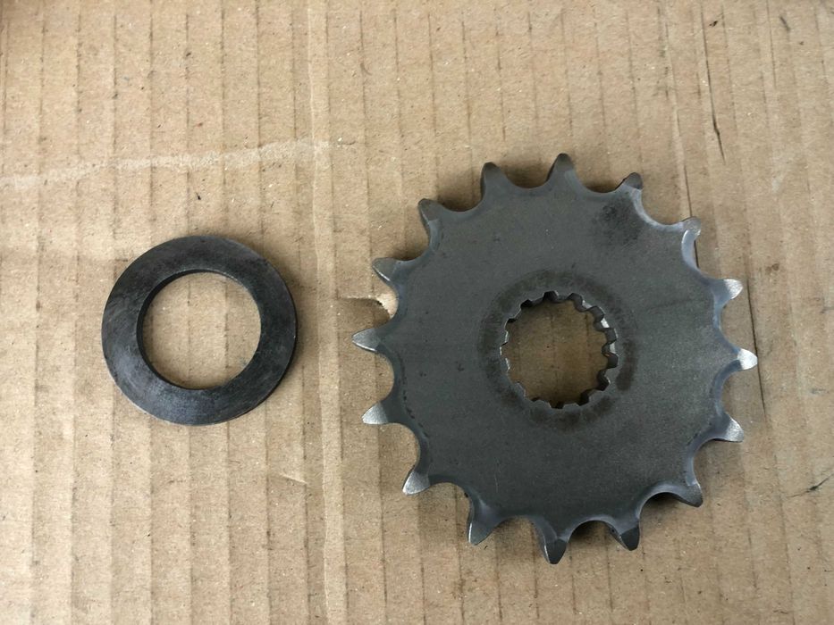 Suzuki GSX-R 600 700 K6 K7 Napęd Kompletny Łańcuch Zębatka Zbierak