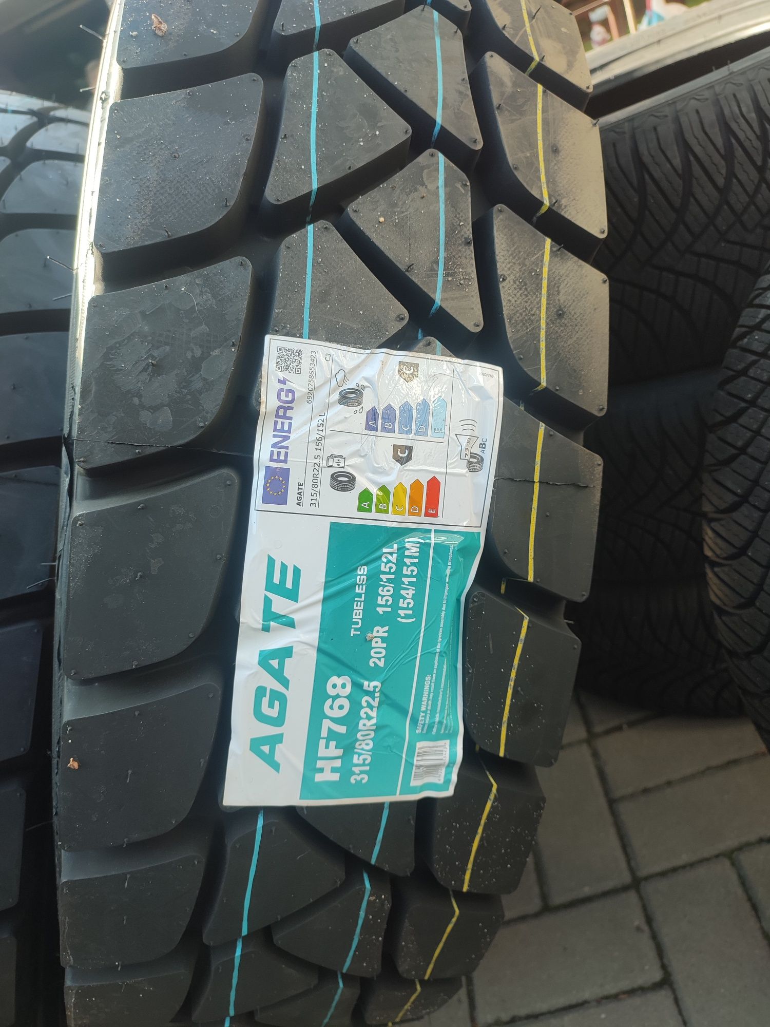 900 netto] 315/80r22.5 Agate HF768 Opony Budowlane Ciężarowe