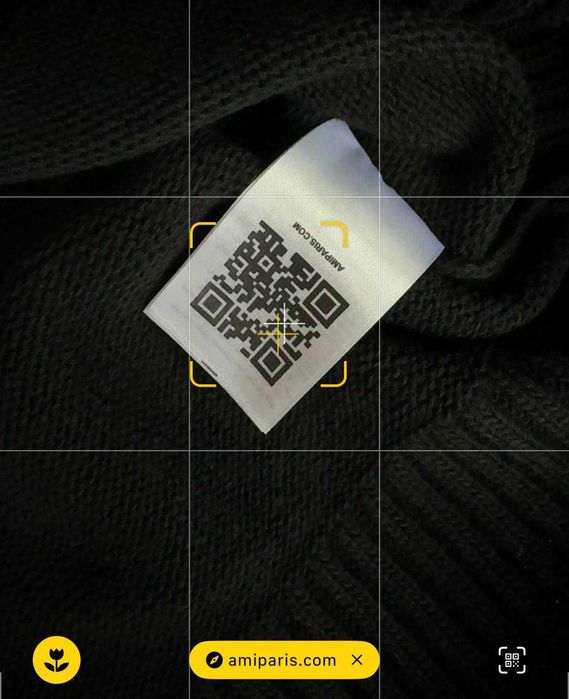 Nowe bluzy Ami  Black