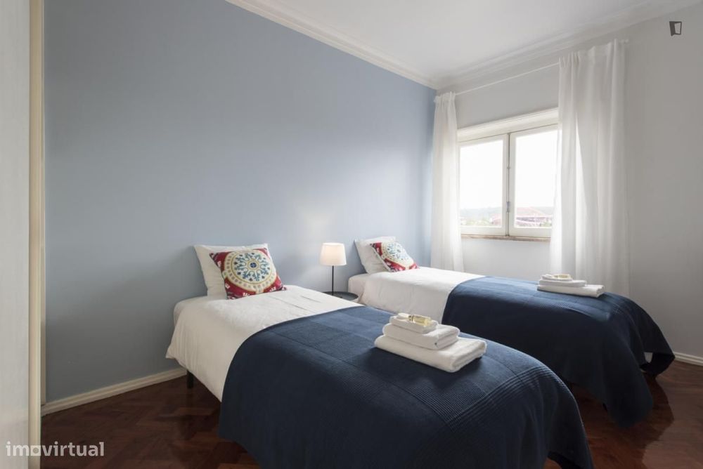 Apartamento com 2 quartos - localizado em Carnide Lisbon