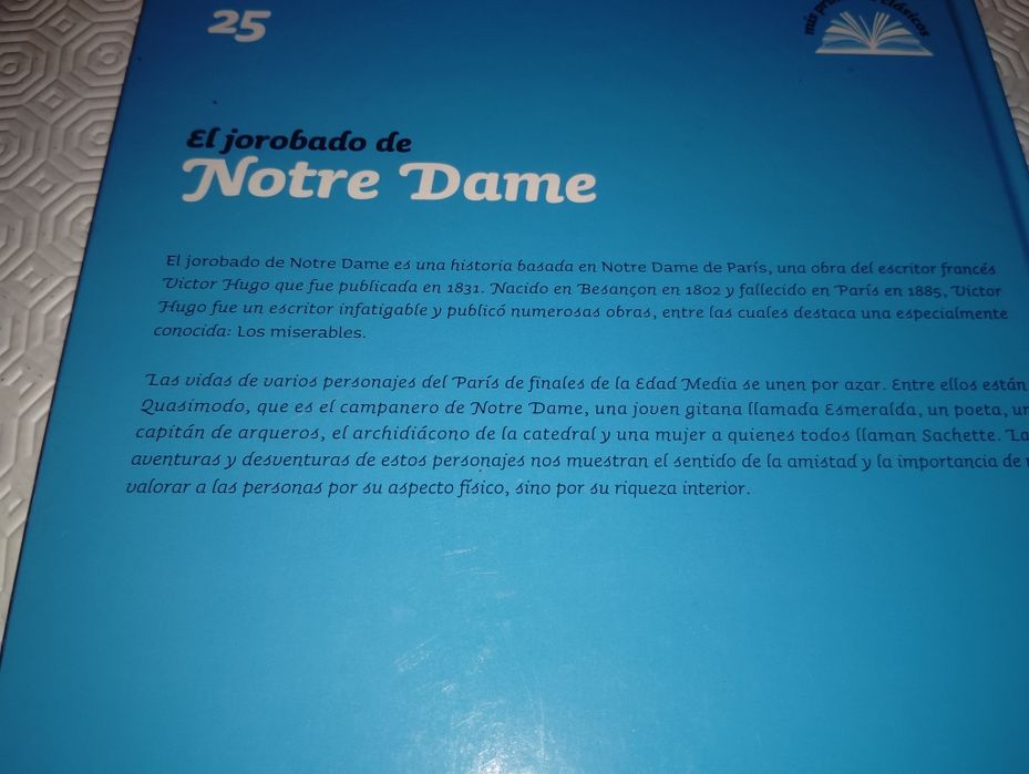 Livro Infantil El Jorobado de Notre Dame Língua Espanhola Novo