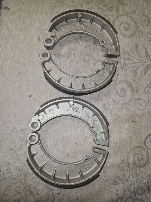 Szczeki hamulcowe JAWA 2SZT 160x35mm