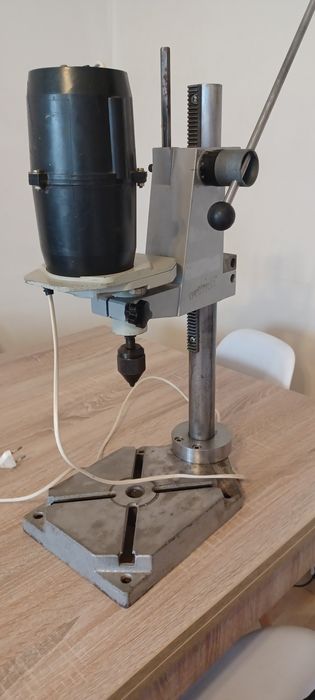 Sprzedam sprawną wiertarkę na statywie firmy wolfcraft.