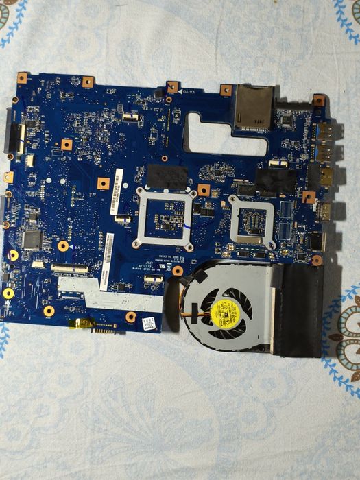 Продаю запчастини від ноутбуку Acer