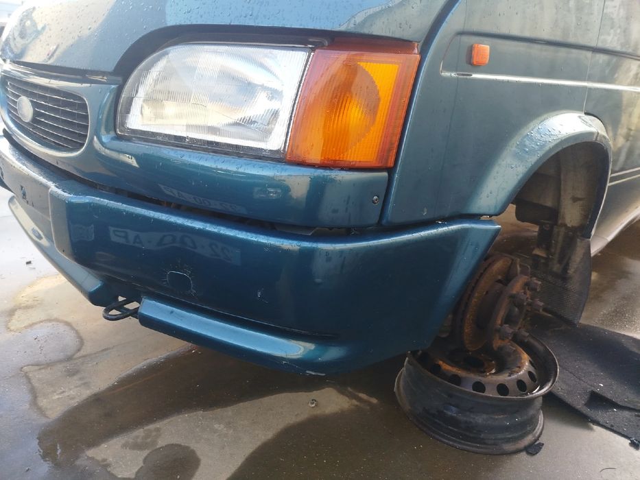 Pára-choques frente FORD Transit Chassis (E_ _)