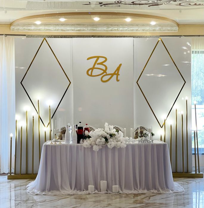 Оформлення весілля. Весільна арка. Президіум наречених. Декор