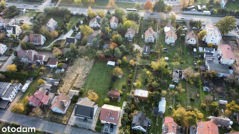 Działka budowlana -Radwanice-uzbrojona (jednorodzinna/bliżn./usługowa)