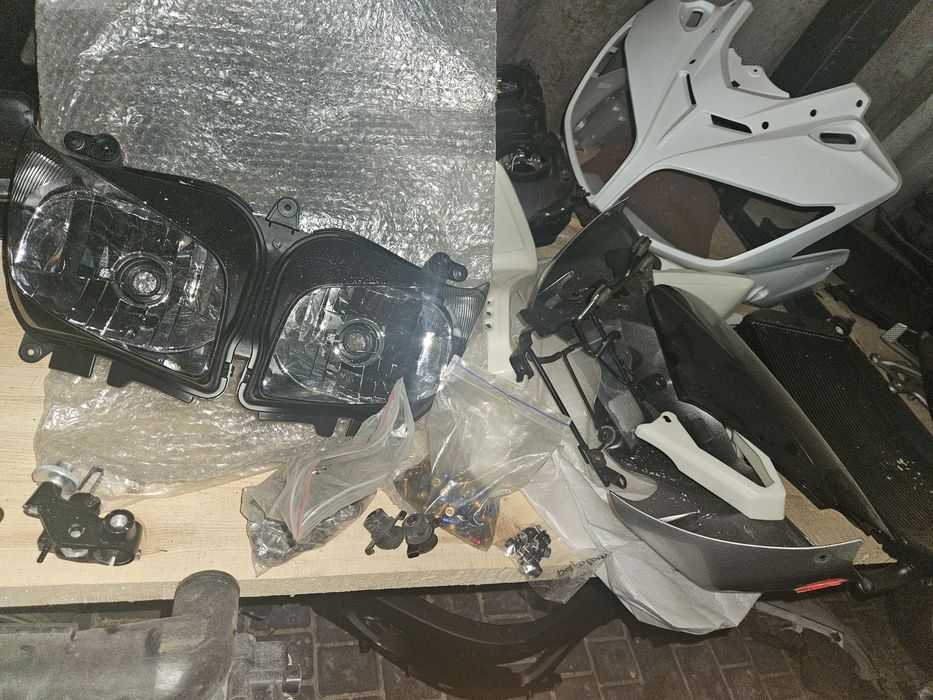 Ямаха фз1 н Yamaha Fz1 n Радиатор.фара