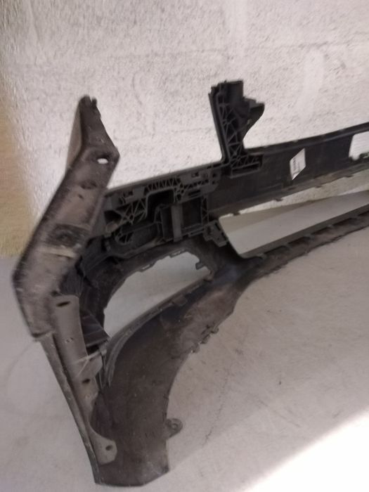 Vendo Para-choque da frente Mercedes Benz C class W 204 ano 2005/12