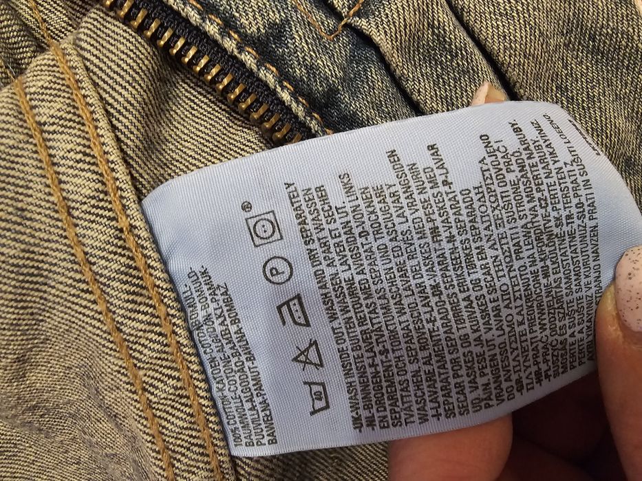 Продам піджак Levis