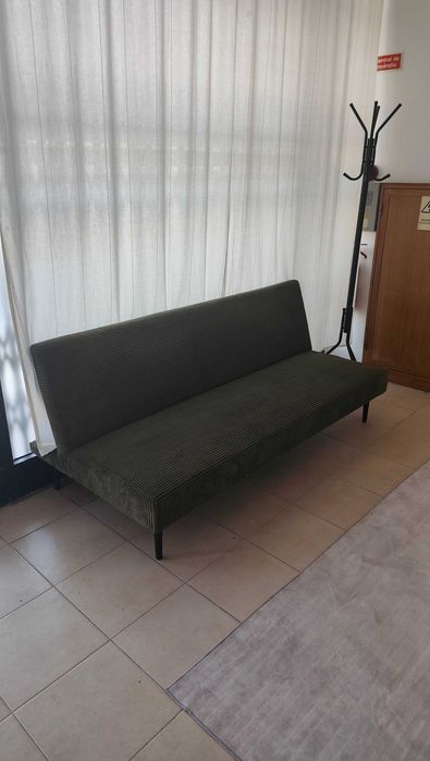 Sofá-Cama Verde Novo