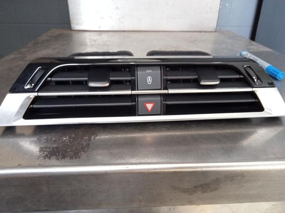 Grelha sofagem central Citroen C4 20