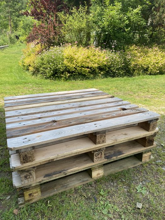 Sprzedam palety 114x114 CP3