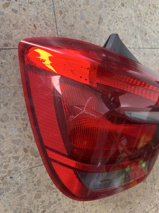 Farol traseiro serie 1 F20