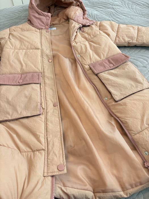 Pikowany płaszcz z kapturem Reserved r. 146 cm (10 lat)