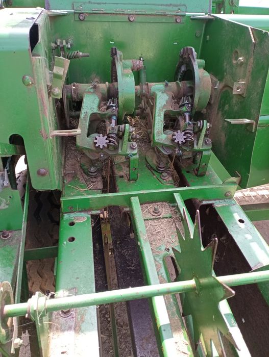 Enfardadeira John deere 336