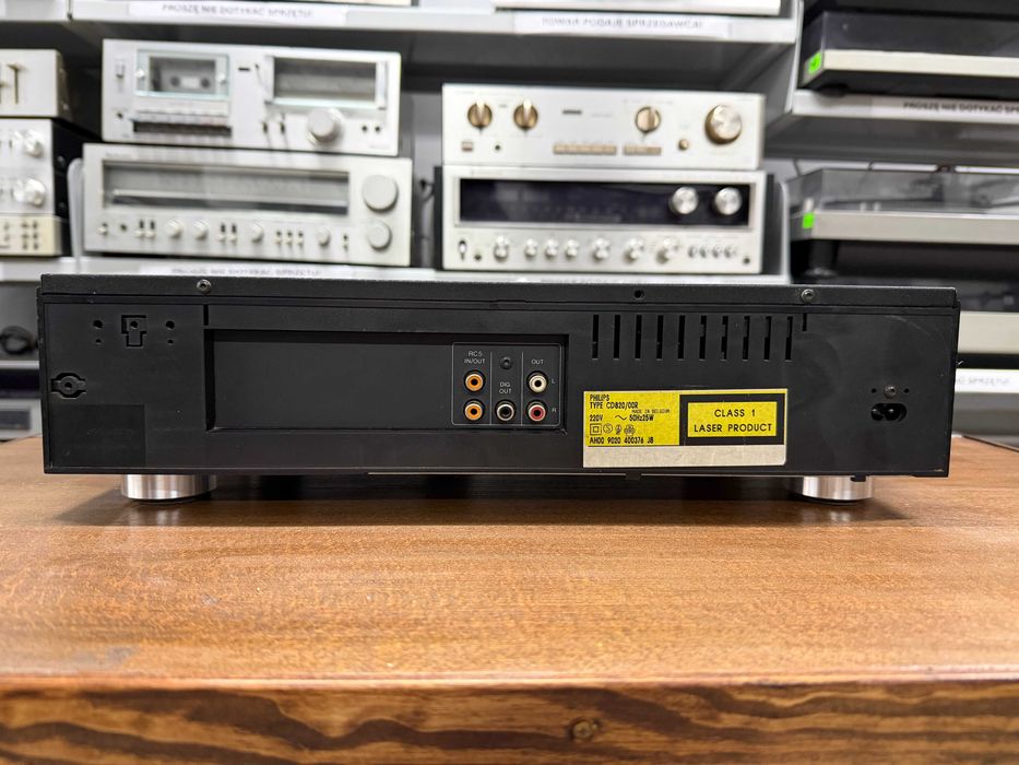 Odtwarzacz płyt CD Philips CD820 Audio Room