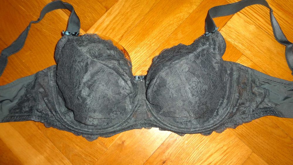 Biustonosz Change 80I jak nowy, koronka