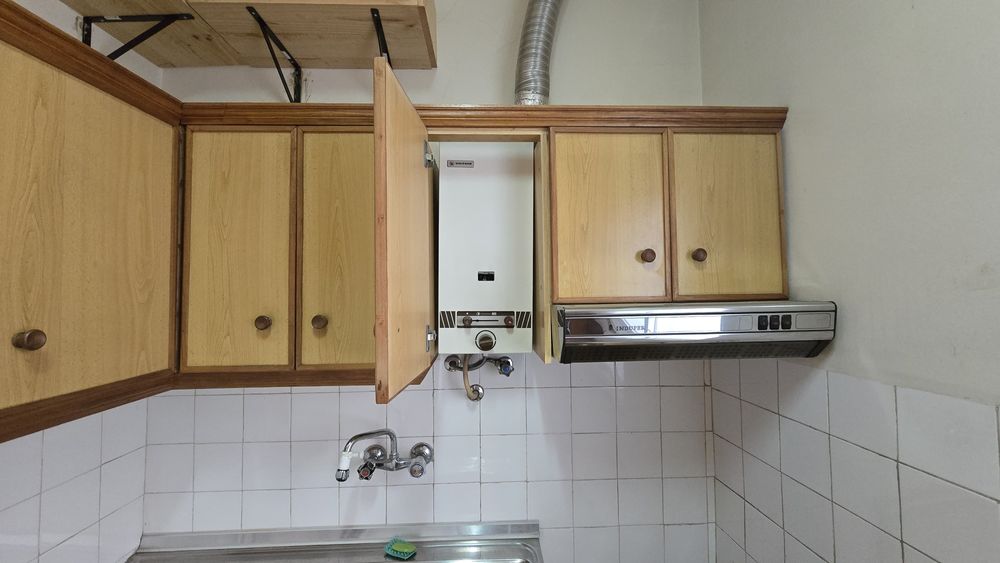 Moveis de cozinha urgente devido a obras